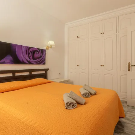 Sunset View 3 Apartmán *